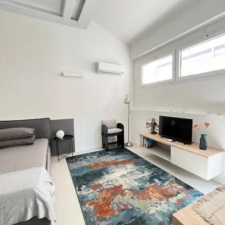 Casa Emilia * بارما